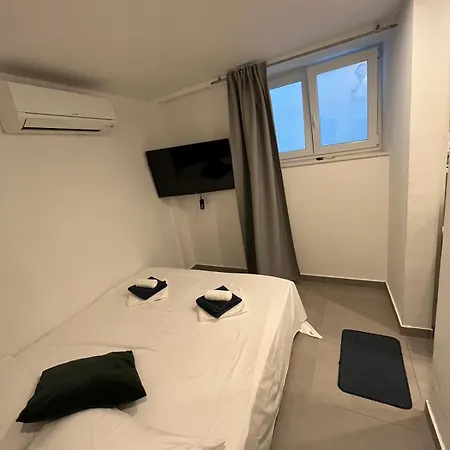 X Boutique Marinac Studio Apartments & Rooms Sibenik Exterior photo