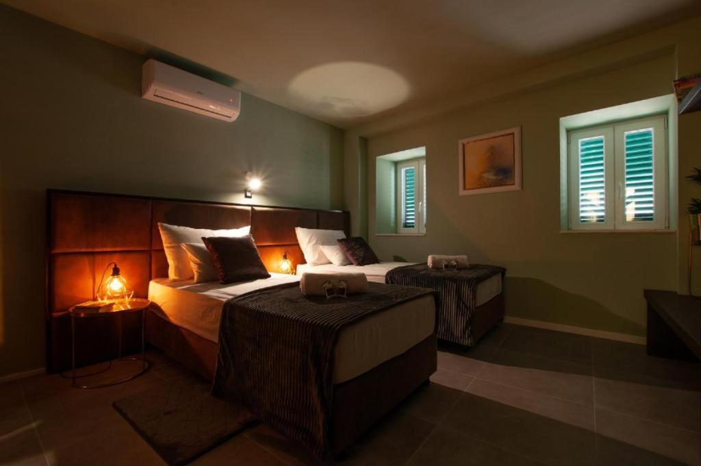 X Boutique Marinac Studio & Apartment *